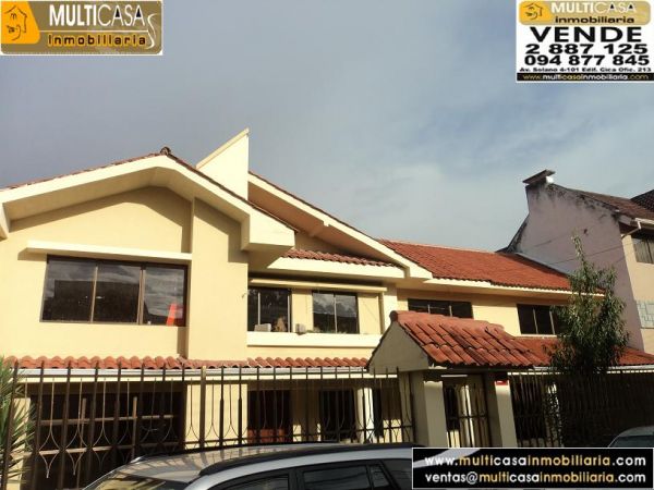 Casa en Venta a crédito con finos Terminados sector Av. Solano Cuenca - Ecuador