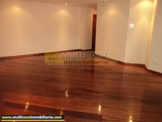 Arriendo de hermoso Departamento sector Puertas del Sol Cuenca - Ecuador