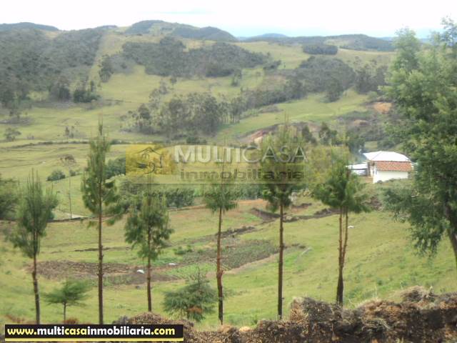 Venta de Hermosa Hacienda a crédito sector Gualaceo Cuenca - Ecuador