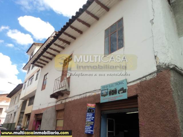 Venta de Casa Antigua a crédito sector Centro de la Ciudad Cuenca - Ecuador