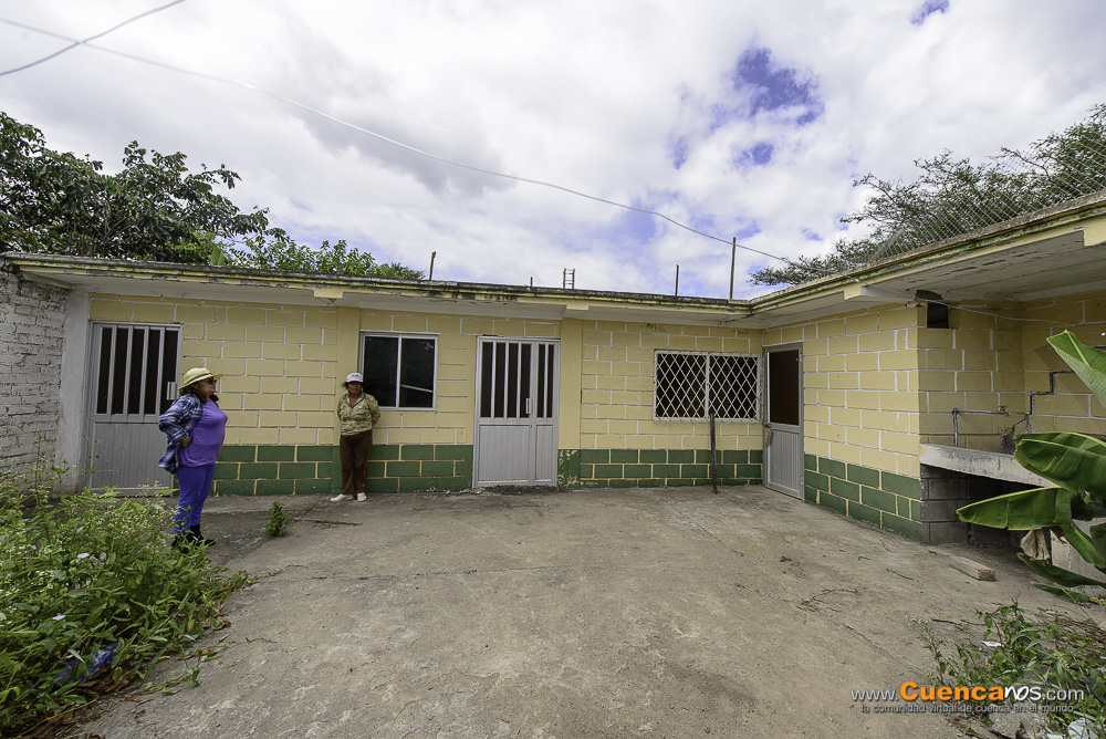 Vendo Casa y Terreno en Santa Isabel