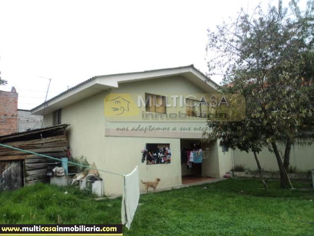 Casa con Terreno en Venta a Crédito con Línea de Fábrica sector Don Bosco Cuenca-Ecuador