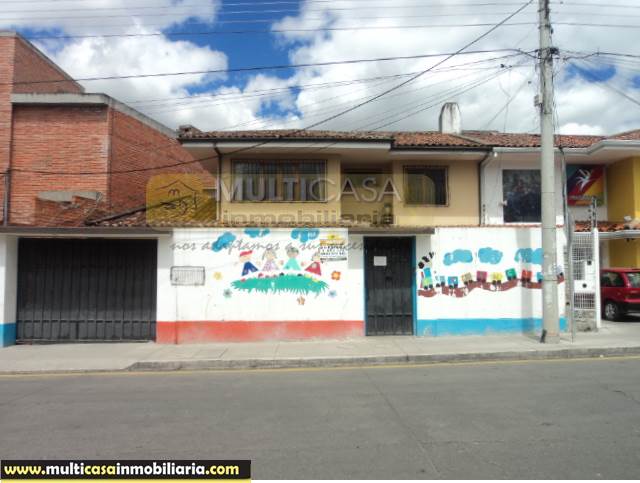 Venta de Hermosa Casa a crédito sector Av. Solano Cuenca-Ecuador