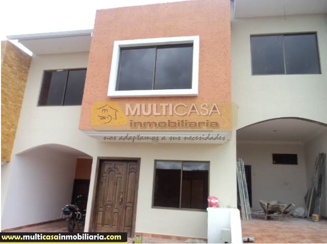 Casa en Venta a Crédito en Urbanización Sector Racar Cuenca-Ecuador