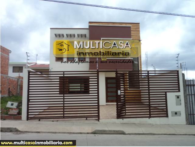 Venta de Hermosa Casa a crédito sector Nuevo Mall de Racar Cuenca-Ecuador