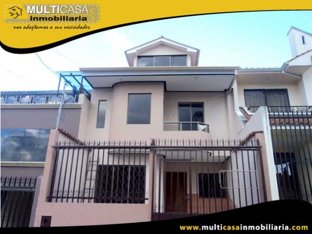 Venta a Crédito Hermosa casa Comercial de tres plantas amplias y cómodas Sector Colegio Borja Cuenca-Ecuador