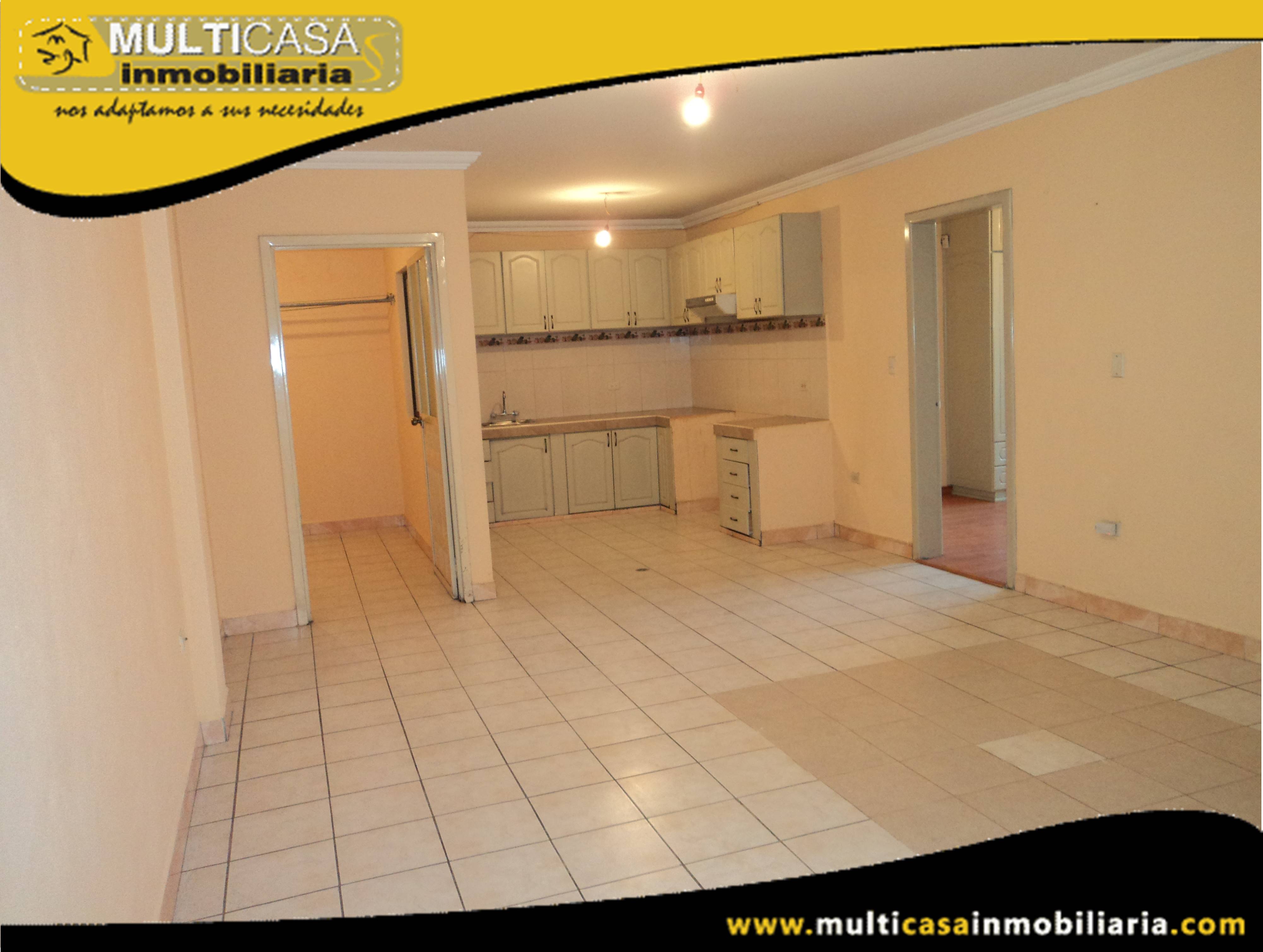 Casa Comercial en Venta a Crédito Sector Av.10 de Agosto Cuenca - Ecuador