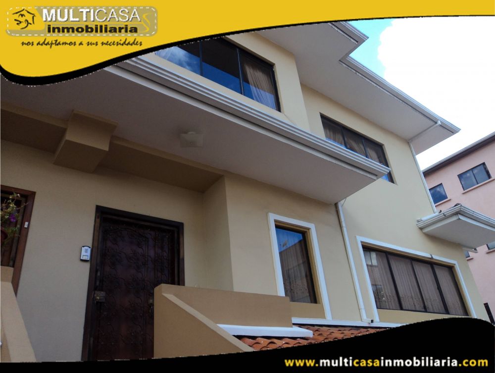 Arriendo Hermoso departamento en Condominio Privado con amplios espacios verdes Sector Av.Loja Cuenca-Ecuador