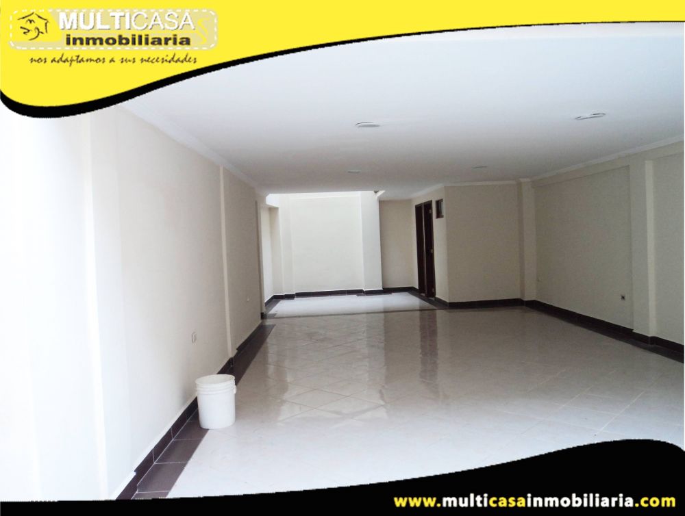 Arriendo Casa Comercial  Sector Centro de la Ciudad Cuenca-Ecuador
