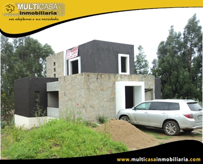 Casa en Venta por Terminar Sector Monay Cuenca-Ecuador