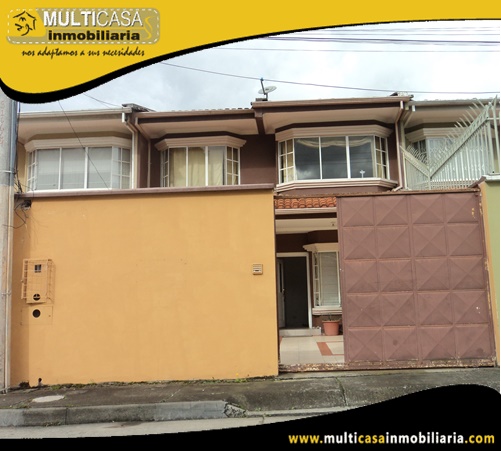 Villa en Venta en Urbanización Privada Sector Control Sur Cuenca-Ecuador
