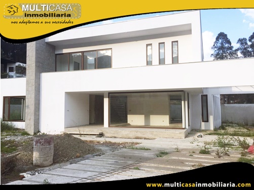 Casa en Venta a Crédito Sector San Joaquin Cuenca-Ecuador