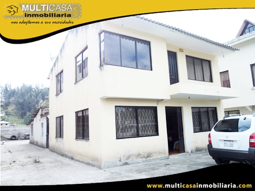 Casa en Venta a Crédito con Terreno Sector Ochoa León Cuenca-Ecuador