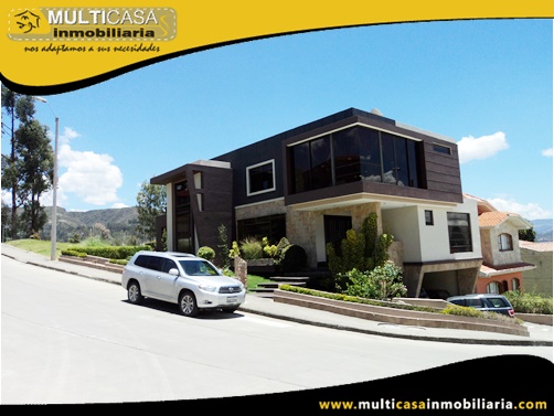 Casa amoblada en Venta a Crédito en Urbanización Privada Sector Challuabamba Cuenca-Ecuador
