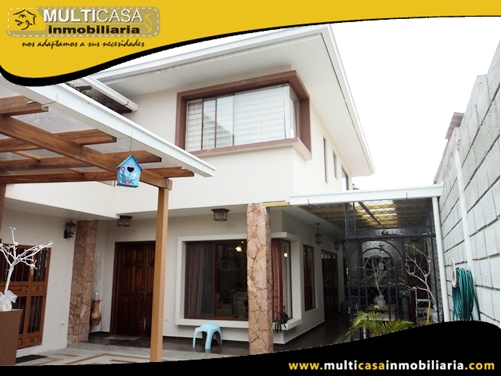 Casa en Venta a Crédito Sector Capulispamba Cuenca-Ecuador