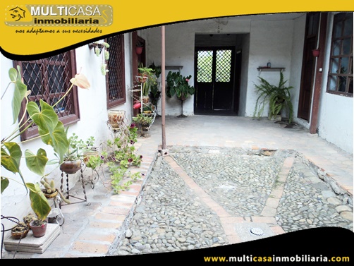 Casa en Venta a Crédito Sector Centro de la Ciudad Cuenca-Ecuador