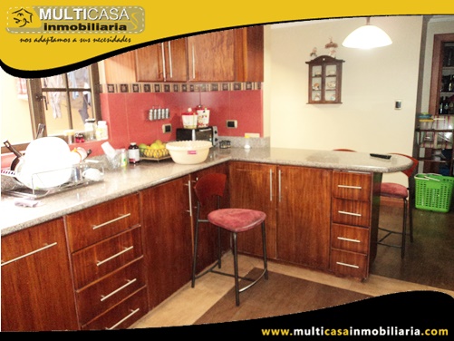 Casa en Venta a Crédito Sector Ciudadela de los Ingenieros Cuenca-Ecuador