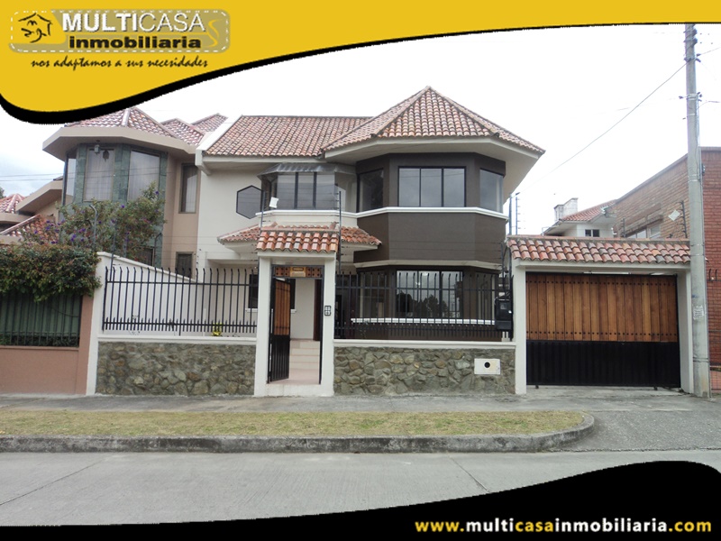 Casa en Venta a Crédito Sector Oro Verde Cuenca-Ecuador