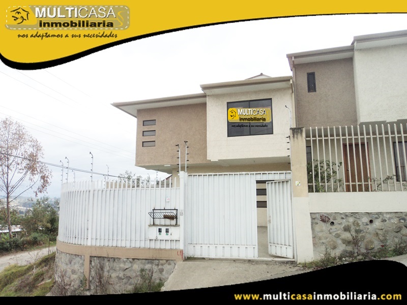 Casa en Venta en Urbanización privada a Crédito Sector el Valle Cuenca Ecuador