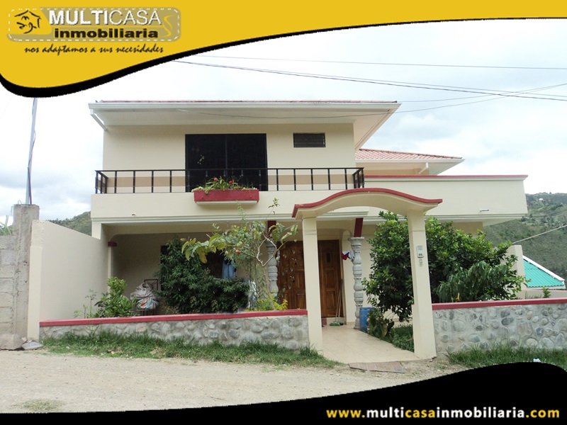 Casa en Venta a Crédito Sector -Uzhupud -Paute