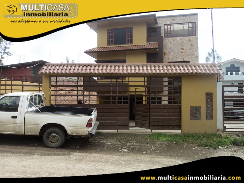 Casa Comercial en Venta a Crédito Sector La Dolorosa Cuenca-Ecuador